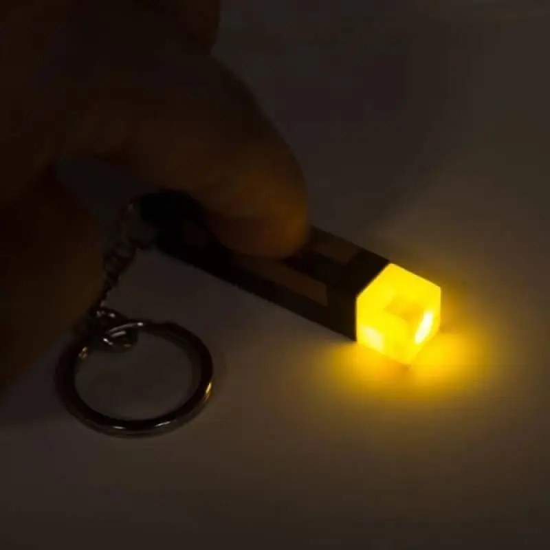 Party Games Minecraft - ミニ懐中電灯トーチキーホルダー マインクラフトゲーム周辺グッズ プラスチックMCゲームおもちゃ バックパックデコレーションペンダント パーティーギフト用
