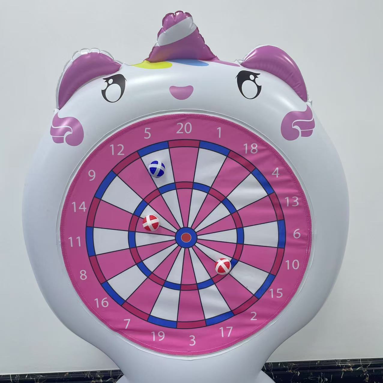 インフレータブルユニコーン投げゲームターゲット粘着ダーツ屋外 - Kids Party Games のレビューと価格